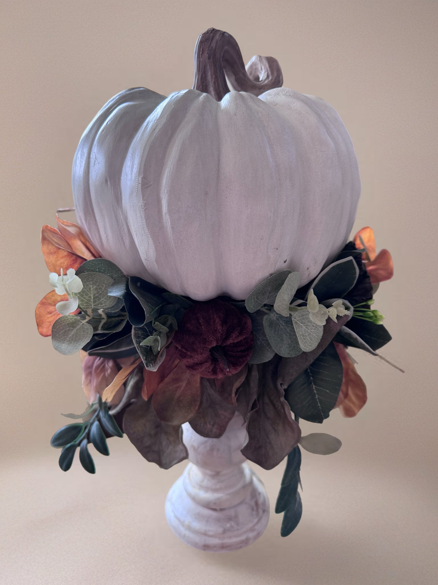 Cream Fall Pumkin Centerpiece